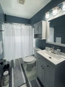 Downstairs Unit near National Park + Downtown Cleveland - Image 2