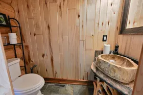 Osprey Lake Cabin 4 Bedroom Home by RedAwning - Image 4