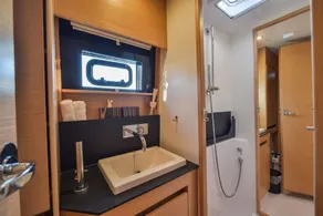 Nautitech 46 Catamaran in Mykonos by Fantasia Villas - Image 3