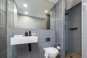Stunning 1BR Apartment with Water Views - Image 2