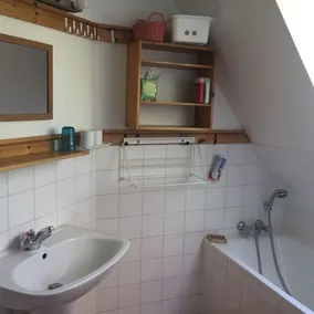 2 Smukke Landejendomme fuldt restaureret - bedøvelse visning - Image 2
