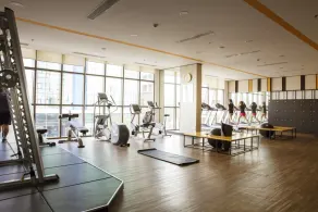 FARAWAY HOME 2- 2BRs- 5 mins to airport- POOL&GYM - Image 4