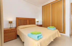 2 Bedroom Amazing Apartment In Roldán - Image 4