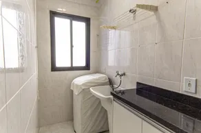 Apto com Piscina e Vaga a 750m da Praia da Enseada - Image 5