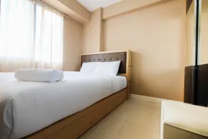Homely 2 Bedroom at Bassura City Apartment By Travelio - Image 5