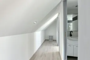 Gîte Theillac - Maison au calme avec beau jardin - Image 4