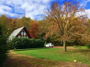 OneOfAKind cabin steps from lake and few miles from ski resort. U will love it! - Image 3