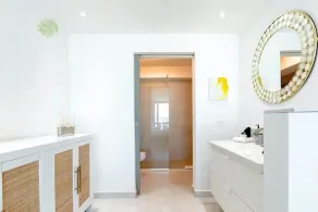 La Costal | Beachfront Studio Apt w/ Ocean View - Image 3
