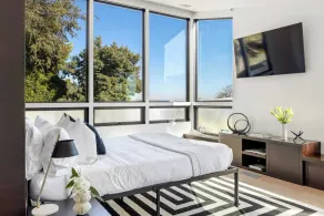 Kings Road West Hollywood Luxury Pool, Views, Firepit, Modern Design - Image 5