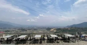 cherry villa  - Image 4