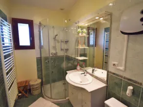 Casa totalmente attrezzata con terrazza, giardino e griglia | Accetta animali domestici - Image 3