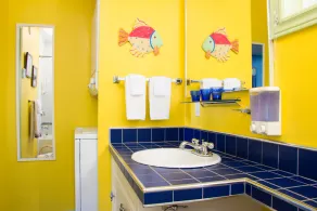 Nautical ocean front cottage on the shores of the highest tides in the world. - Image 3