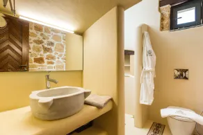 Impeccable stone-built villa, tastefully decorated, large garden, 50 m2 pool! - Image 2