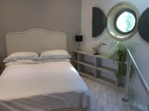 Håndlavet hexagonale tårn til 2 med fælles pool i Semur en Auxois - Image 5