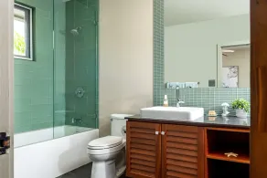 Best and Newest Beachfront Listing in Honolulu - Image 3