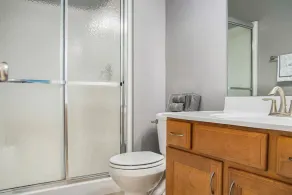 Beautiful Omaha Home 3 bdrm 2 baths - Image 3