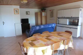 6-person gite in old farmhouse - Image 5