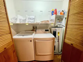 Bis zum 28. Juni - 100 $ RABATT Aufenthalt von 3 bis 6 Nächten bei Online-Buchung. Das New River Retreat bietet 6 geräumige Suiten am New River! WIFI, geräumig - Image 2