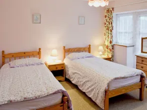 3 bedroom accommodation in Uploders, near Bridport - Image 3