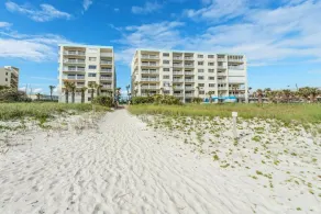 ~ * ~ Dynamische Direct Ocean Front Condo in Cocoa Beach @ Sandburgen ~ * ~ - Image 5