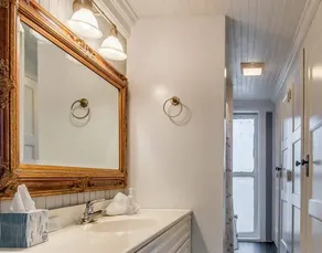 Market Street House by Stay Local Nashville - Image 4