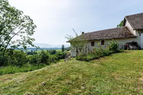 Bed and breakfast \"Chambre Bleue\" with Mountain View, Private Terrace and Shared Garden - Image 3