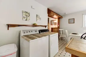 PET FRIENDLY COTTAGE 3.5 MILES FROM LAKE MOOMAW! - Image 2
