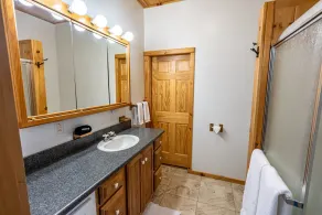 Sleeps 12 | 40 Private Acres | 10 Min Gore Mountain | 5BR Lodge - Image 3