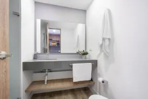 Go Living 1219 · Stunning loft, kitchenette, AC, GYM and co-work - Image 5