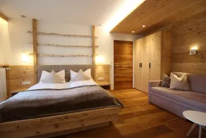 Modern alpine apartment surrounded by nature with wellness area - Image 4