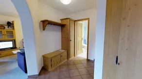 Sonnige 2½-Zimmerwohnung im 1. - Image 2
