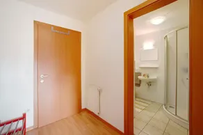 Holiday Apartment \"Mosttragerhof 2\" with Mountain View, Shared Pool & Wi-Fi - Image 4
