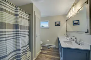 The Rod and Vine: Newly Remodeled + Close to Ithaca + Wine Country Dream Home! - Image 3