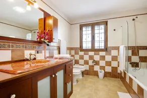 Ferienhaus 'Casa Glory' mit Bergblick, WLAN und Klimaanlage - Image 2