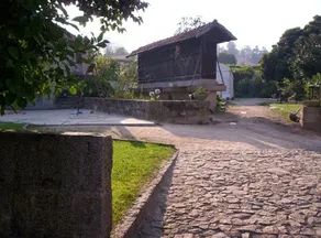 Quarto16 Pessoas . Casa de Banho Privativa no Corredor - Image 3