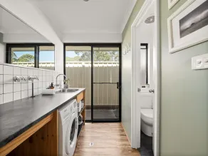 Tootys Place - Image 4