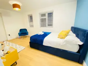 HAYDEN - KENILWORTH STUDIO FLAT 30 m2 - PRIVATE PARKING - Image 4