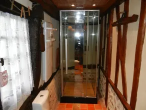Gîte des 3 Vaches : cheminée, piscine et jacuzzi - Image 3