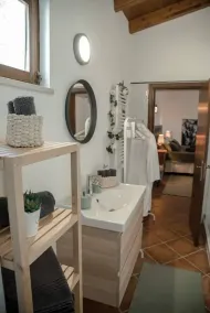Cosy Farmhouse Quinta da Eira 140 years old - Image 3