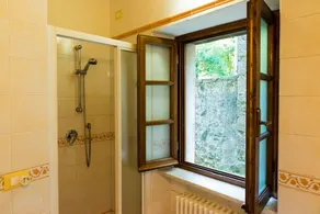 Stone farmhouse:kitchen+2bedr+2bathr+ifournished laundry CIN: IT046022C2IHU96TA5 - Image 4