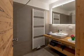 Apartamento vacacional \"Oberprünst Hof -St. Sebastian\" en acogedor chalet con jardín y terraza - Image 4