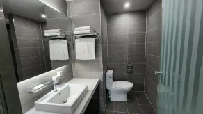 Yongin Central CO'OP Hotel - Image 4