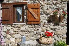 House 2 rooms Rustic, closeThermal Baths, Private Patio, BBQ and Views - Image 5