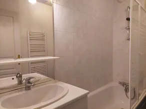 2* Studio with WiFi & Pets for 2 in Brides-les-Bains - Image 3