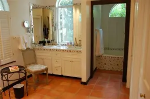 Luxury Vineyard Guest House avec des vues incroyables, piscine, tennis! - Image 4