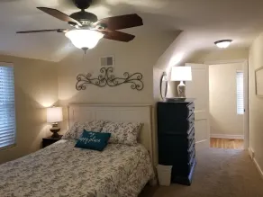 Updated Clear Lake Home near Downtown! - Image 5