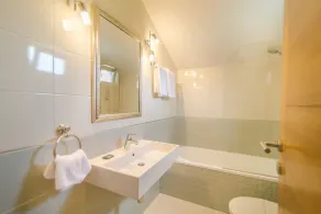 Mirca in Supetar With 7 Bedrooms and 6 Bathrooms - Image 3