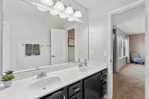 Spacious Luxury Austin Home | 10 min to Downtown and Airport - Image 4