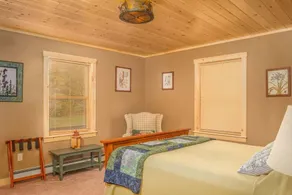 Woodland Way Retreat- Hot Tub and Mountain Views! - Image 5