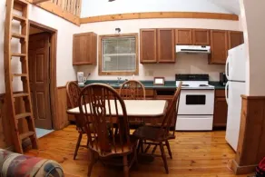 Comfortable 1 Bedroom Cabin with Added Loft, Full Kitchen & LIving Area - Image 5